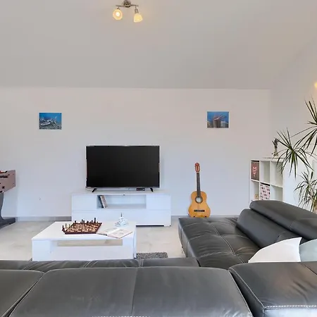 Martulin Tatil Evi Pula