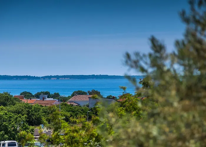 Дом отдыха Martulin