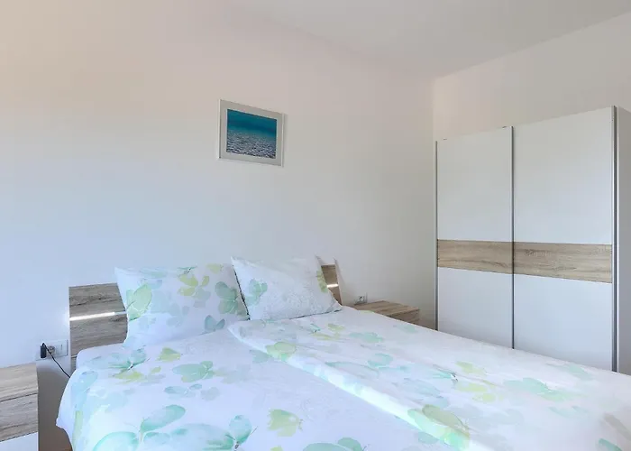 Martulin Будинок відпочинку Пула