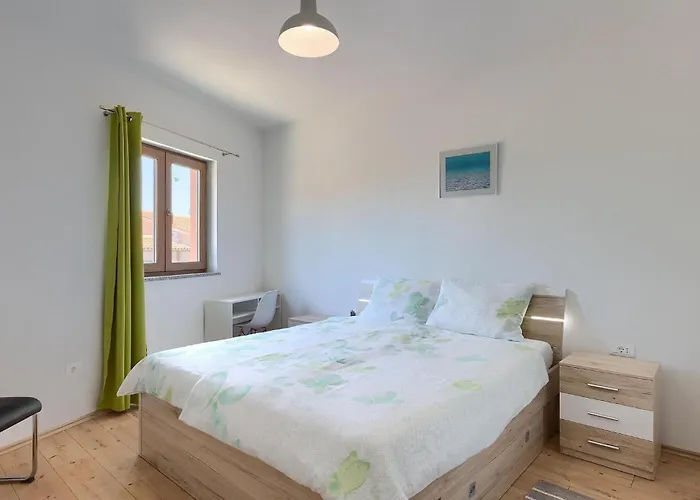 Martulin Holiday home Pula